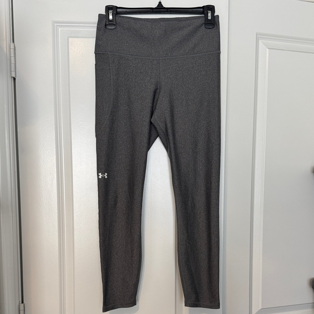 Under Armour 7/8 Charcoal Athletic Leggings